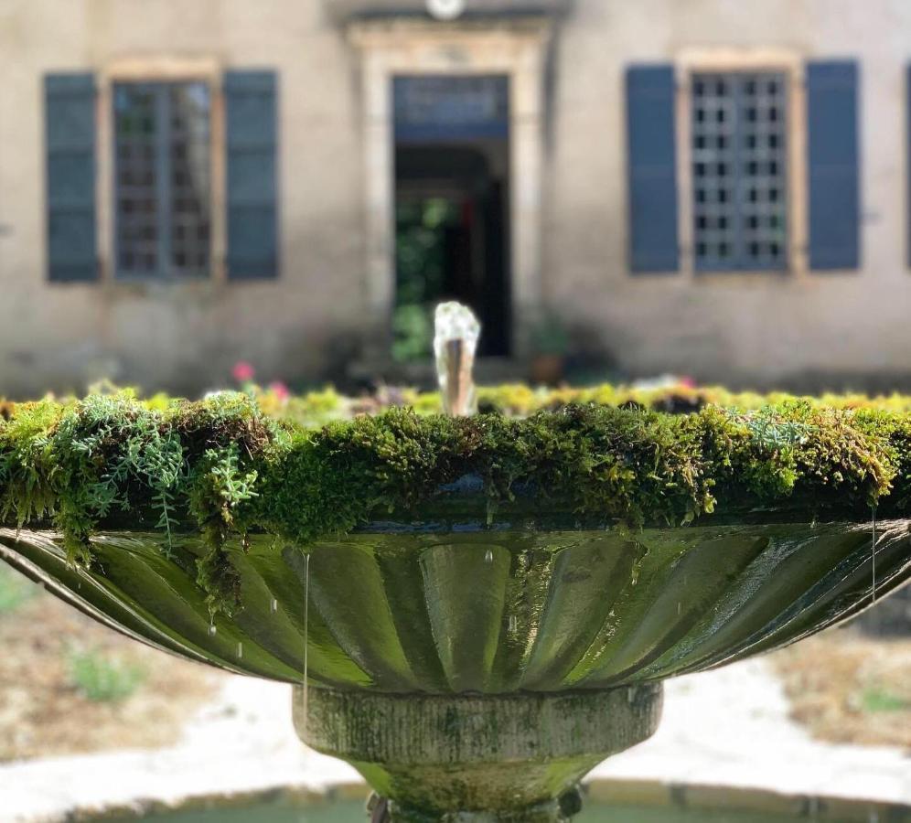 Hotel The Stables, Chateau Mas de Pradié à Foissac  Extérieur photo